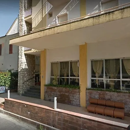 Hotel Star 3*